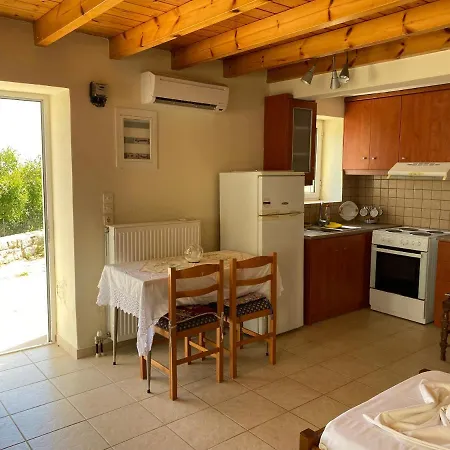 Apartman Maria Barbajonn's Stone House Foútia