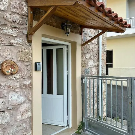 Maria Barbajonn's Stone House Appartement Foutia