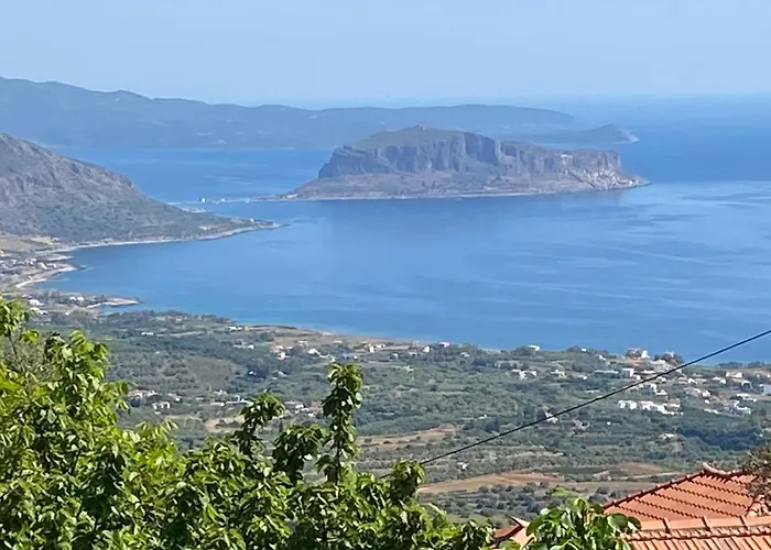 Maria Barbajonn's Stone House Appartement Foutia